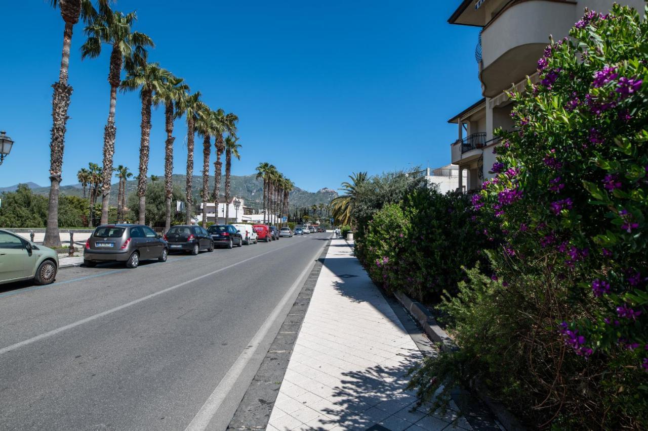 Ada Hotel Giardini Naxos Exterior foto